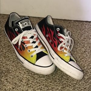 Converse Chuck Taylor All Star Lo Flames Sneaker